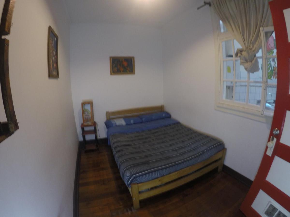 Lemuria Hostel 발파라이소 외부 사진