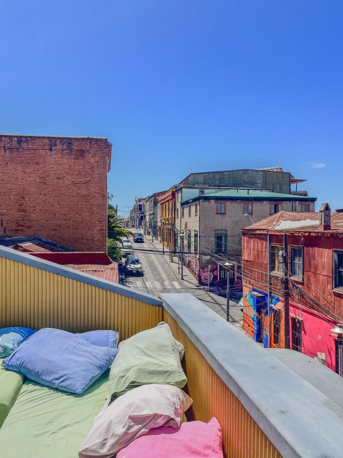 Lemuria Hostel 발파라이소 외부 사진