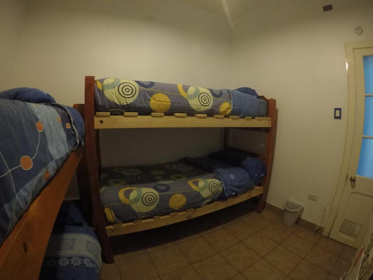 Lemuria Hostel 발파라이소 외부 사진